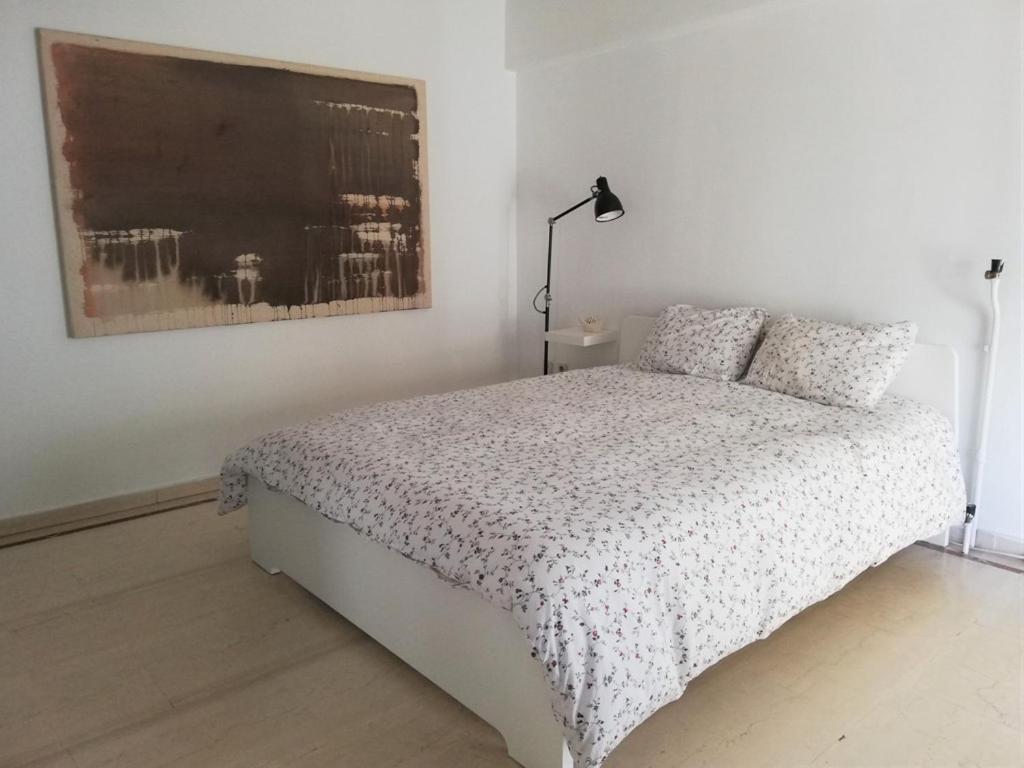 5th Floor With Balcony Apartment *